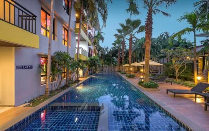 Anchan Boutique Hotel- Sha Plus Чалонг Екстериор снимка