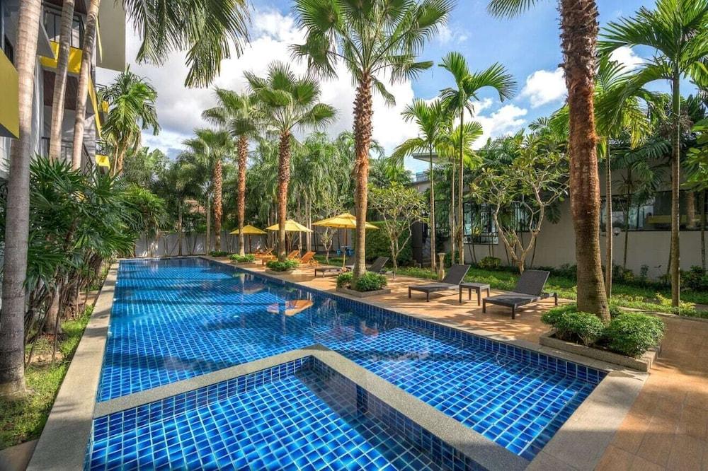 Anchan Boutique Hotel- Sha Plus Чалонг Екстериор снимка