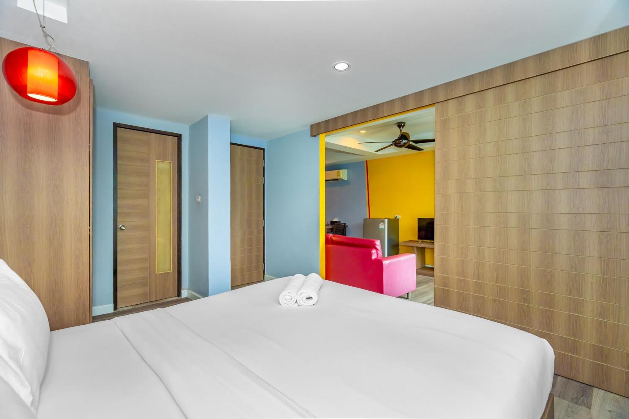 Anchan Boutique Hotel- Sha Plus Чалонг Екстериор снимка